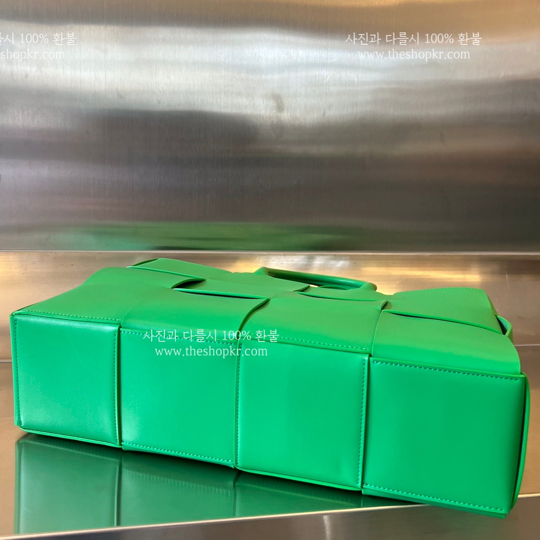 f26cfeb414fa67336612a02801cf554c_1728978923_8156.jpg