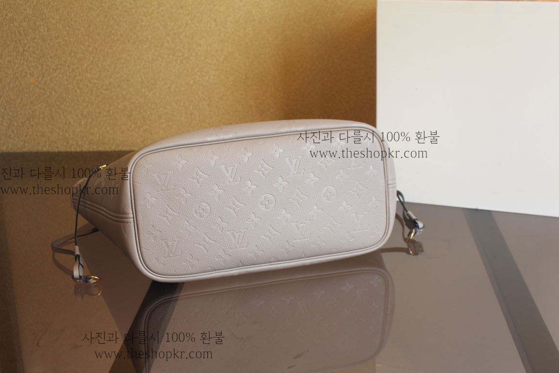 a08dce78d33cdf32268c1ace4319baa0_1733882610_053.jpg